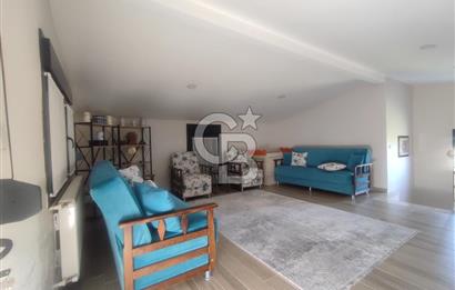 Ayvalık Altınova Sahilde Full Eşyalı Satılık 4+1 Villa 