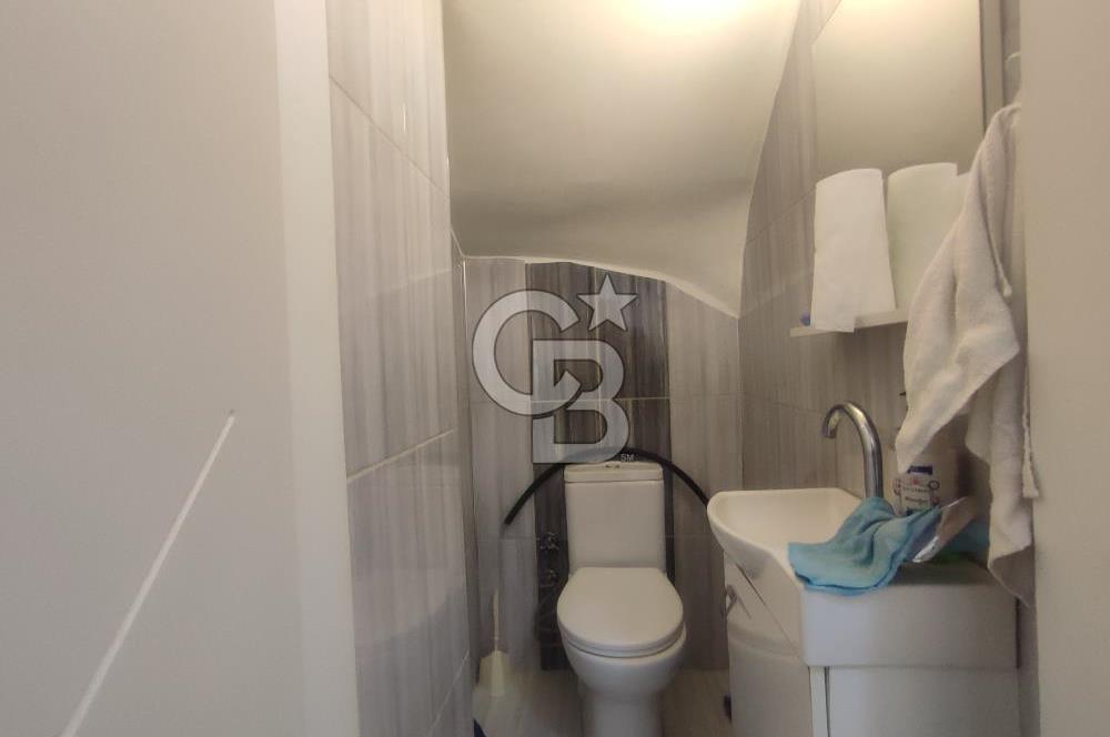 Ayvalık Altınova Sahilde Full Eşyalı Satılık 4+1 Villa 