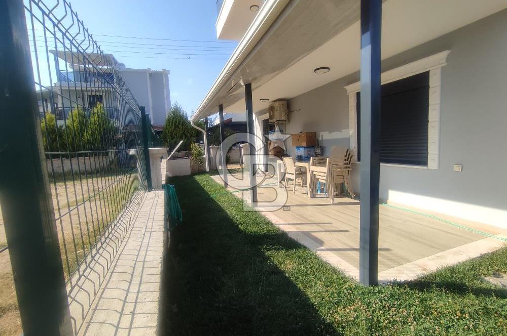 Ayvalık Altınova Sahilde Full Eşyalı Satılık 4+1 Villa 
