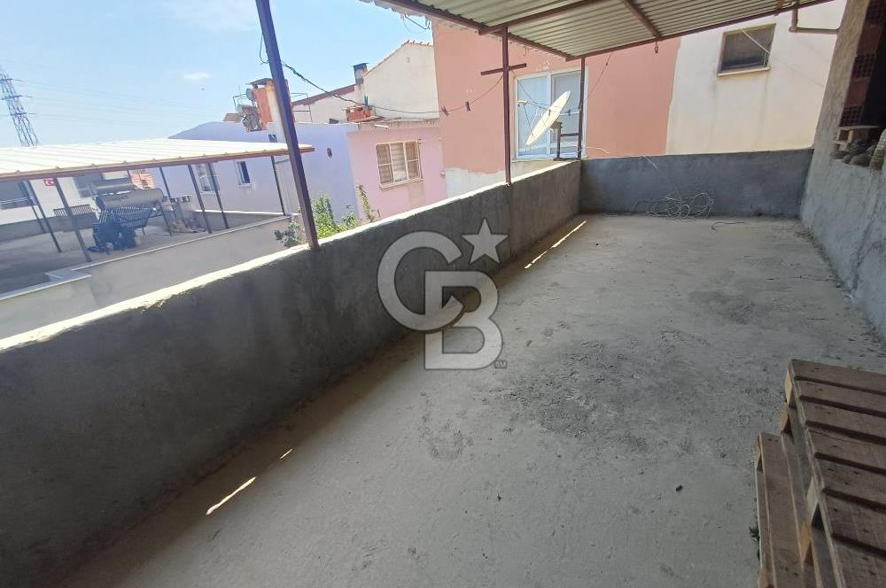 🏡 Balıkesir Edremit Kadıköy’ün Kalbinde 3 Katlı Bahçeli Köy Evi!
