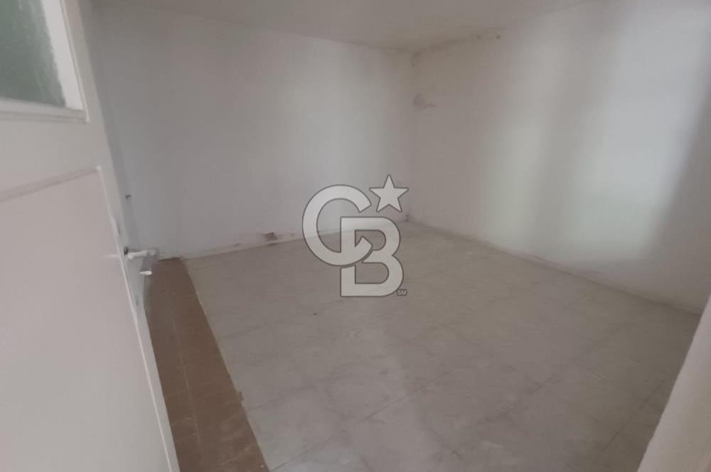 🏡 Balıkesir Edremit Kadıköy’ün Kalbinde 3 Katlı Bahçeli Köy Evi!