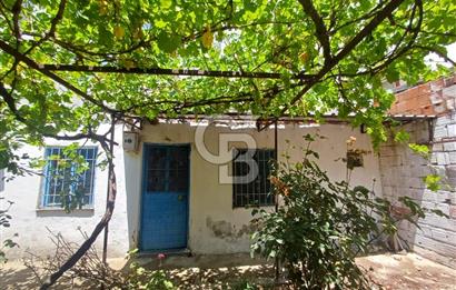 🏡 Balıkesir Edremit Kadıköy’ün Kalbinde 3 Katlı Bahçeli Köy Evi!