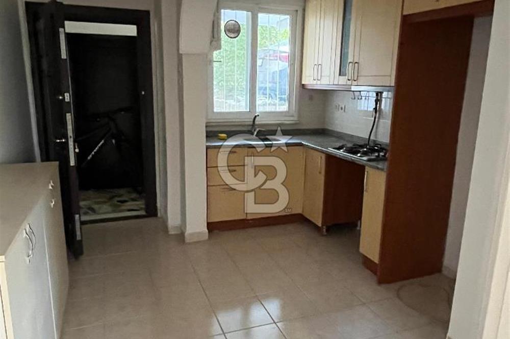 ACIBADEM ZEAMET SOKAKTA SATILIK YATIRIMA UYGUN 3+1 DAİRE