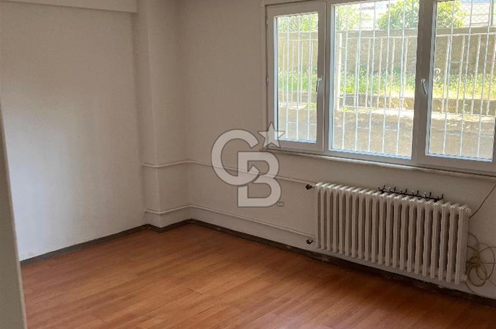 ACIBADEM ZEAMET SOKAKTA SATILIK YATIRIMA UYGUN 3+1 DAİRE