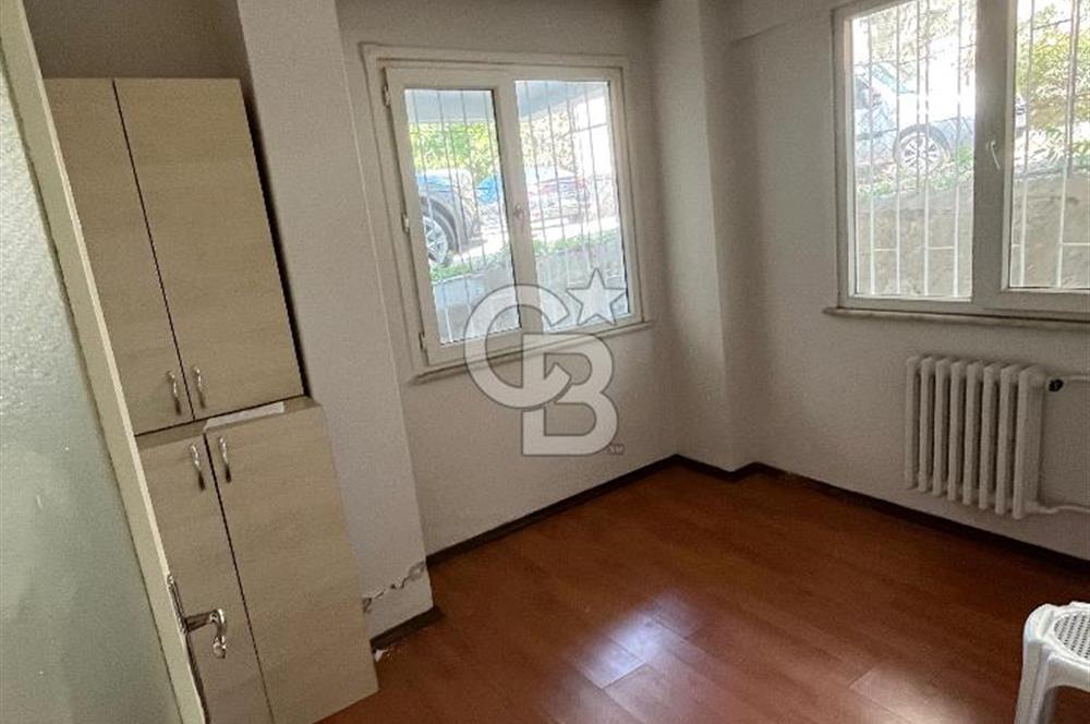 ACIBADEM ZEAMET SOKAKTA SATILIK YATIRIMA UYGUN 3+1 DAİRE