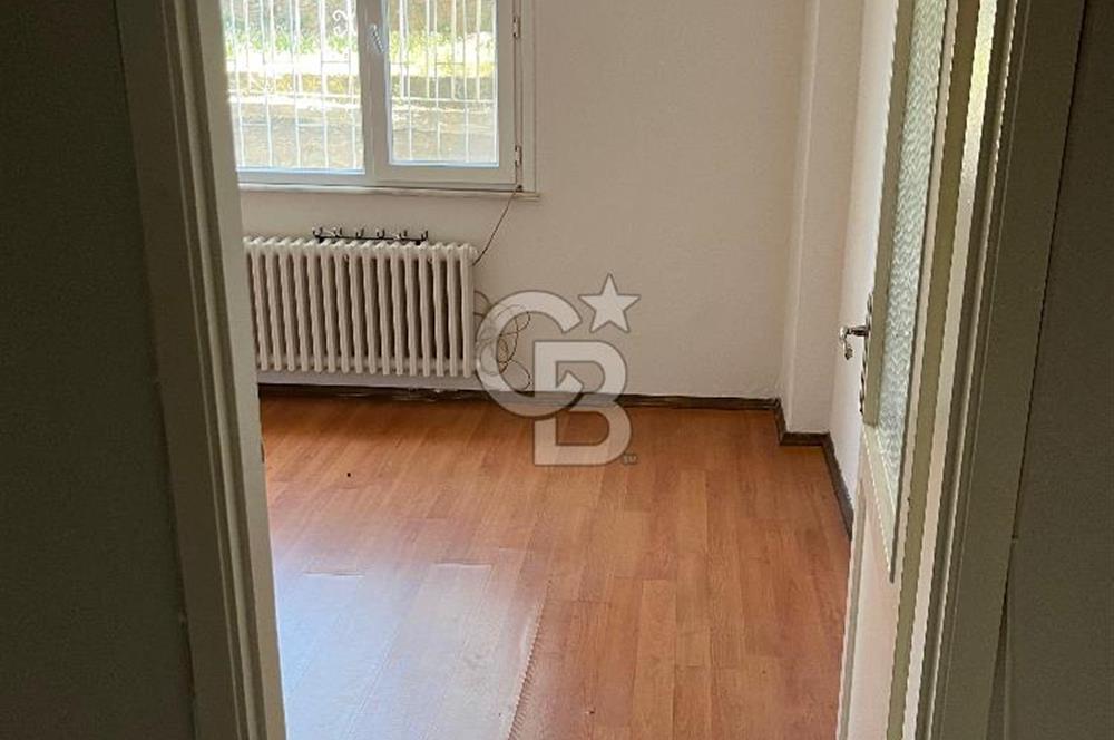 ACIBADEM ZEAMET SOKAKTA SATILIK YATIRIMA UYGUN 3+1 DAİRE
