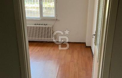 ACIBADEM ZEAMET SOKAKTA SATILIK YATIRIMA UYGUN 3+1 DAİRE