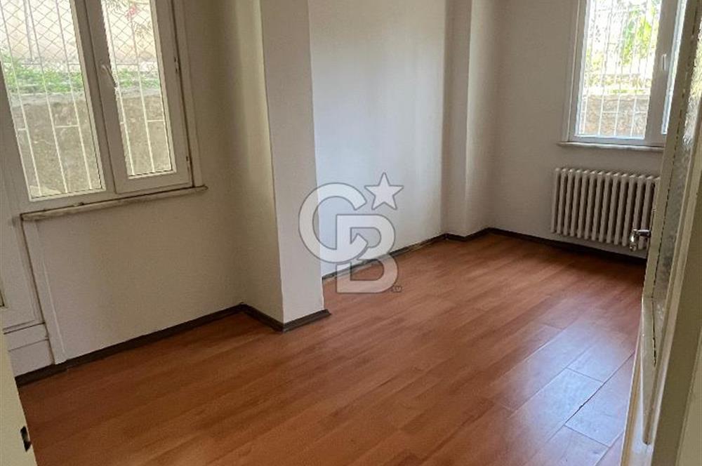 ACIBADEM ZEAMET SOKAKTA SATILIK YATIRIMA UYGUN 3+1 DAİRE