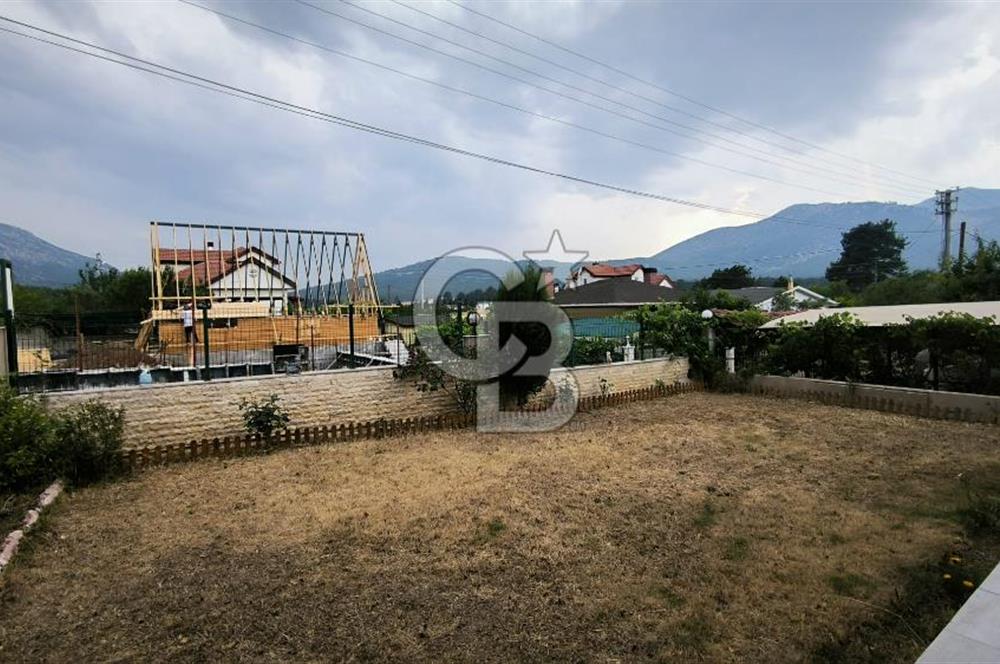 KORKUTELİ BAYATBADEMLERİ SATILIK MÜSTAKİL BAHÇELİ VİLLA 400 M2