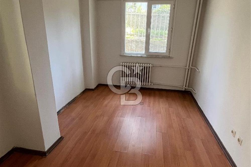 ACIBADEM ZEAMET SOKAKTA SATILIK YATIRIMA UYGUN 3+1 DAİRE