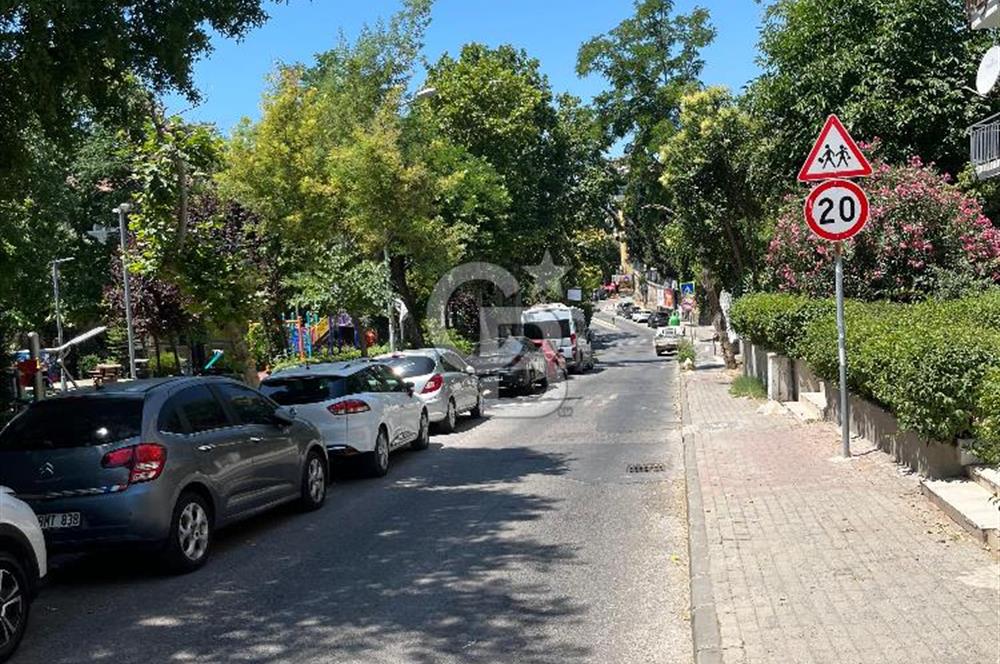 ACIBADEM ZEAMET SOKAKTA SATILIK YATIRIMA UYGUN 3+1 DAİRE