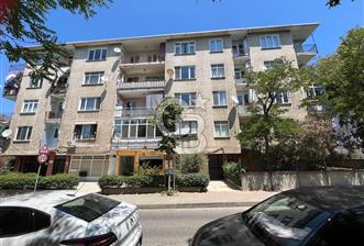 ACIBADEM ZEAMET SOKAKTA SATILIK YATIRIMA UYGUN 3+1 DAİRE