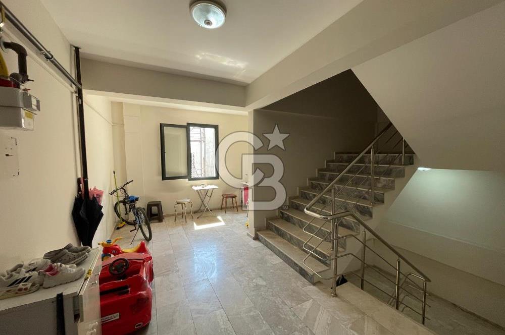 İzmir Bayraklı Manavkuyu Satılık Ofis 1+0 Ana Cadde