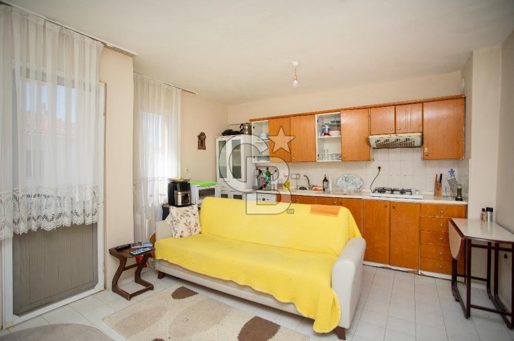 Eski Foça Aykent Sitesinde Satılık 2+1 Daire