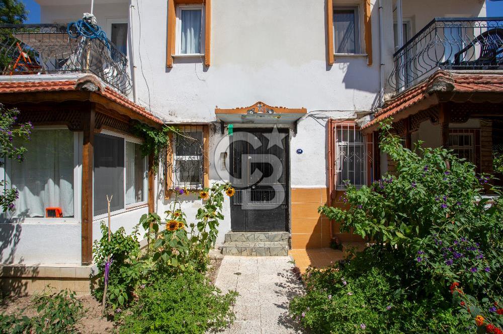 Eski Foça Aykent Sitesinde Satılık 2+1 Daire