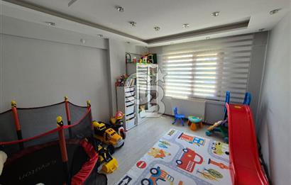 UTKU MAHALLESİNDE MERKEZİ KONUM GENÇ BİNADA SATILIK 3+1