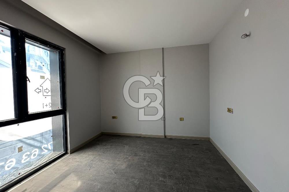 ATAKUM ÇAKIRLAR ANAYOLA CEPHE HAVUZLU SİTE İÇİ 1+1 SATILIK DAİRE