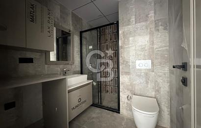 ATAKUM ÇAKIRLAR ANAYOLA CEPHE HAVUZLU SİTE İÇİ 1+1 SATILIK DAİRE