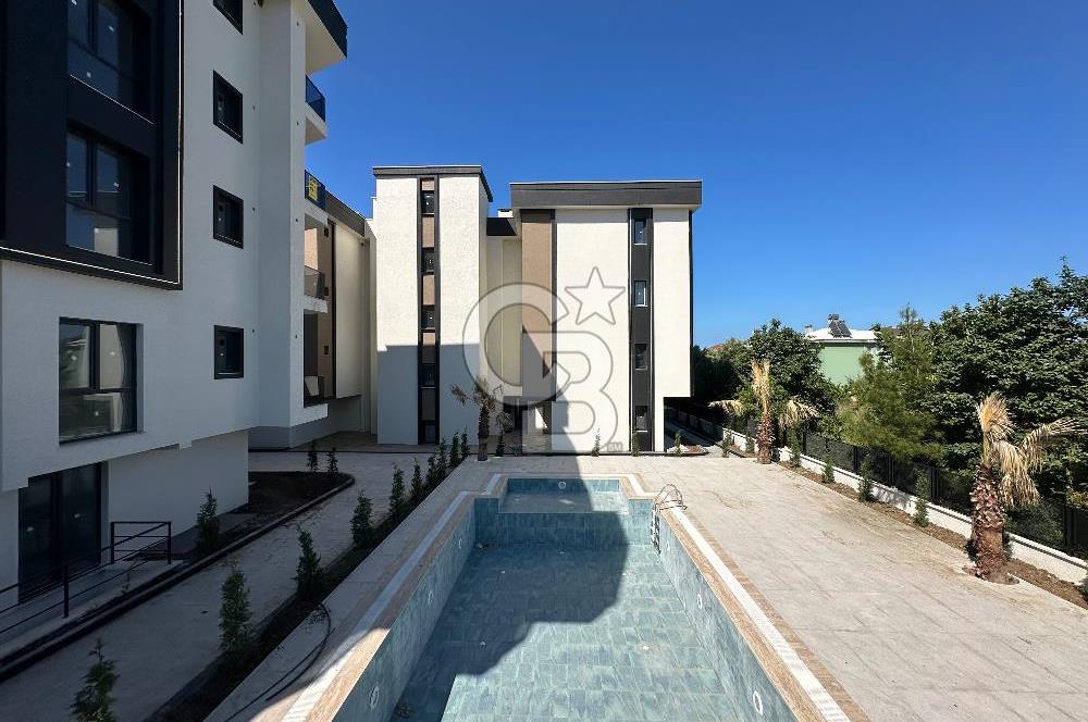ATAKUM ÇAKIRLAR ANAYOLA CEPHE HAVUZLU SİTE İÇİ 1+1 SATILIK DAİRE