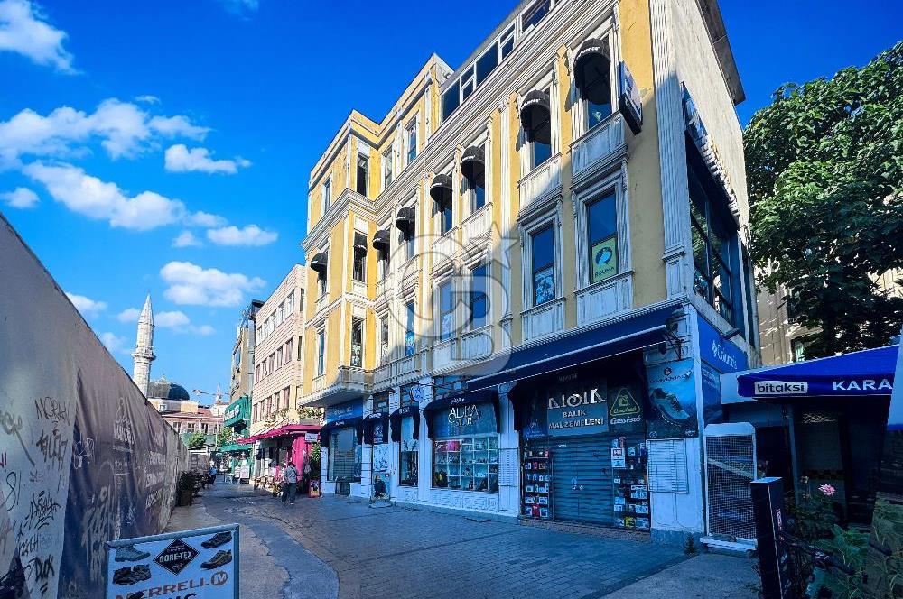 Karaköy Meydan Projesi Cepheli Bina