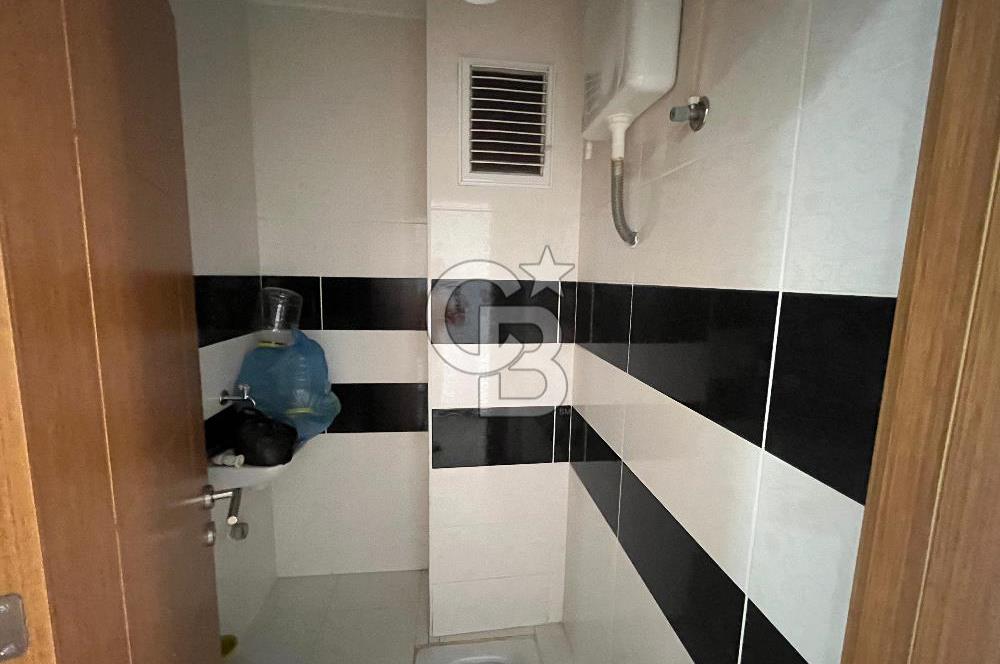 BEYLİKDÜZÜ KAVAKLI MERKEZ SATILIK 3+1 DAİRE