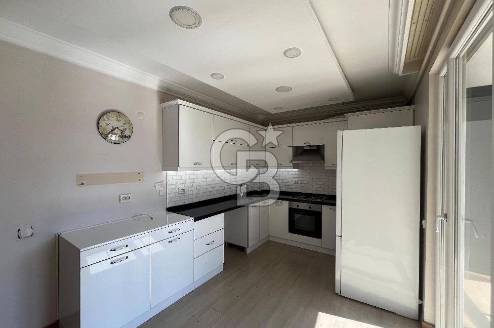 BEYLİKDÜZÜ KAVAKLI MERKEZ SATILIK 3+1 DAİRE