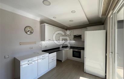 BEYLİKDÜZÜ KAVAKLI MERKEZ SATILIK 3+1 DAİRE