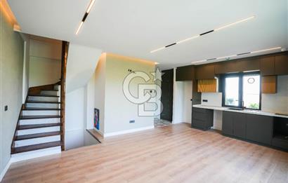 BEYLİKDÜZÜ GÜRPINARDA SATILIK IKIZ VILLA