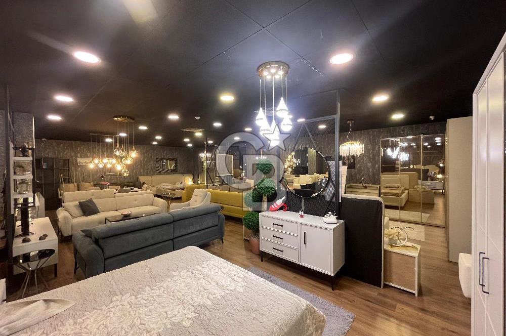 ESKİDJİ BAZAAR İÇERİSİNDE DEVREN KİRALIK 550M2 MOBİLYA MAĞAZASI