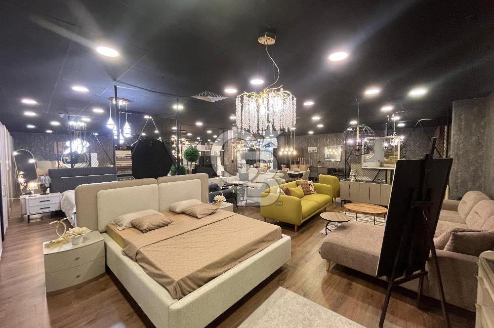 ESKİDJİ BAZAAR İÇERİSİNDE DEVREN KİRALIK 550M2 MOBİLYA MAĞAZASI