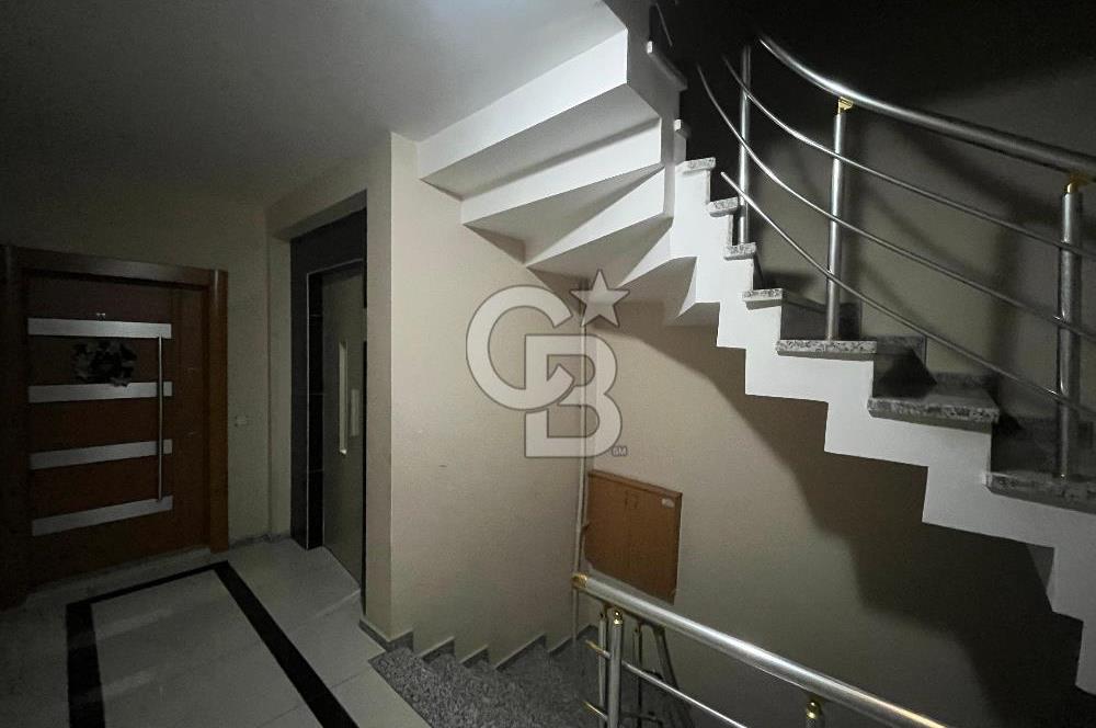 BEYLİKDÜZÜ KAVAKLI MERKEZ SATILIK 3+1 DAİRE