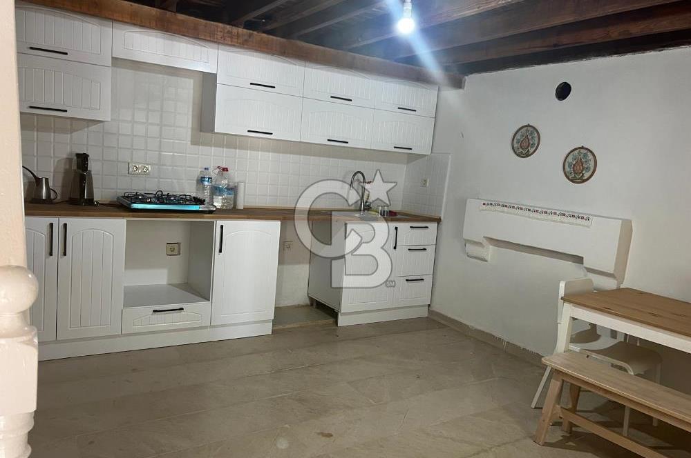Foça Hacıveli Mah. Kiralık 2+1 Müstakil Ev