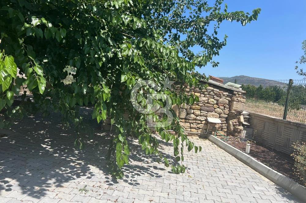 Foça Hacıveli Mah. Kiralık 2+1 Müstakil Ev