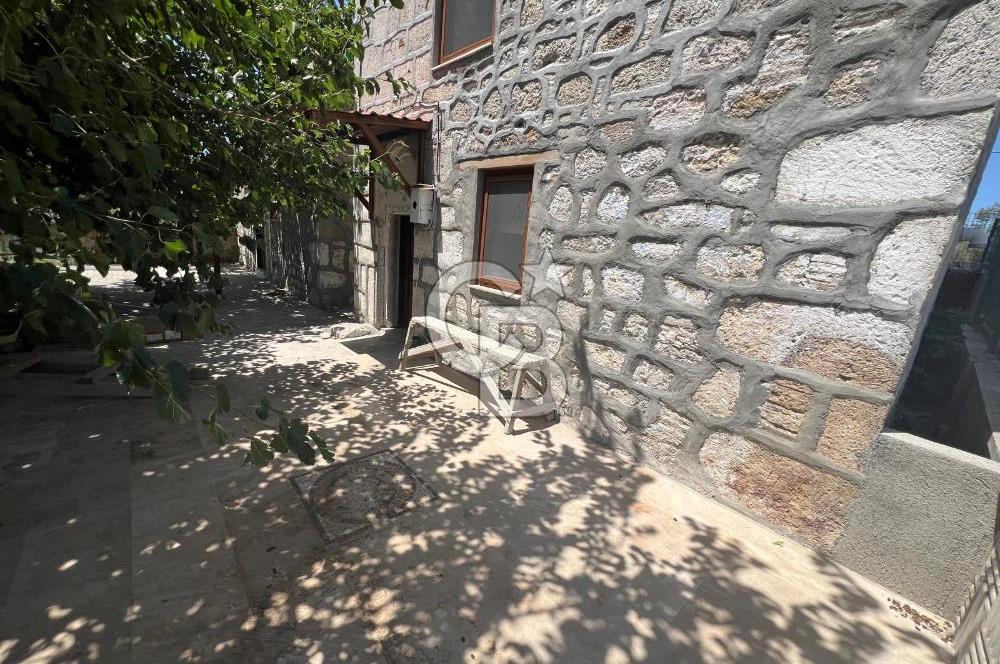 Foça Hacıveli Mah. Kiralık 2+1 Müstakil Ev