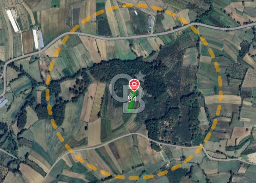 CB Fly'dan Sahillere Çok Yakın Yola Bir Parsel 1522 m² Tarla