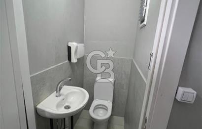 CB SE7EN'DAN DEMİR COUNTRY SİTESİNDE 3 KATLI KURUYEMİŞCİ & CAFE