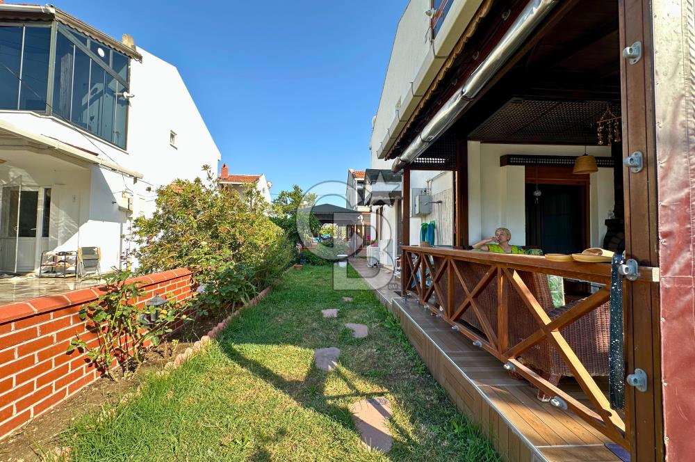 Çanakkale Lapseki'de Toprak 89 Sitesinde Köprü Manzaralı Villa