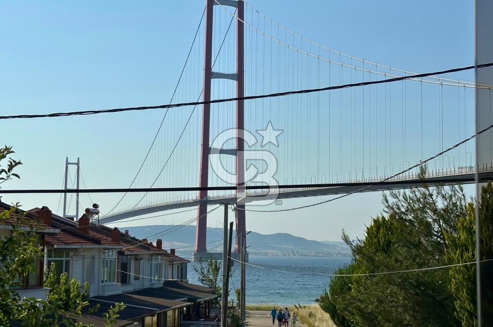 Çanakkale Lapseki'de Toprak 89 Sitesinde Köprü Manzaralı Villa