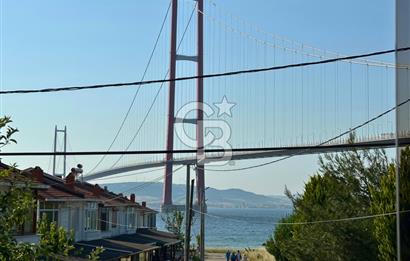 Çanakkale Lapseki'de Toprak 89 Sitesinde Köprü Manzaralı Villa