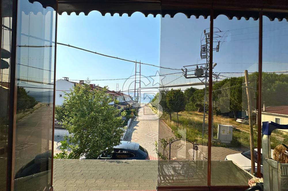 Çanakkale Lapseki'de Toprak 89 Sitesinde Köprü Manzaralı Villa