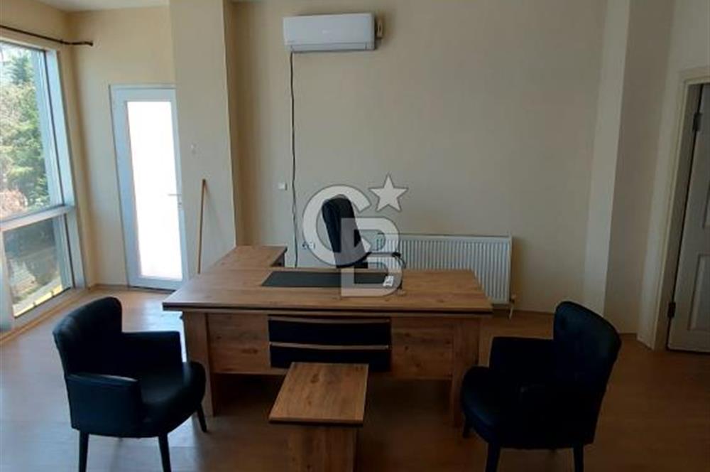 ÇAYIROVA BEL.KARŞISINDA EŞYALI,TABELA DEĞERİ YÜKSEK KİRALIK OFİS