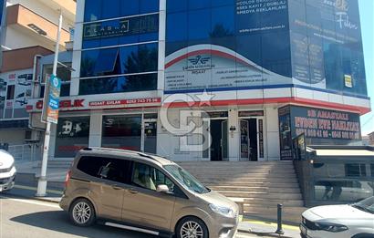 ÇAYIROVA BEL.KARŞISINDA EŞYALI,TABELA DEĞERİ YÜKSEK KİRALIK OFİS