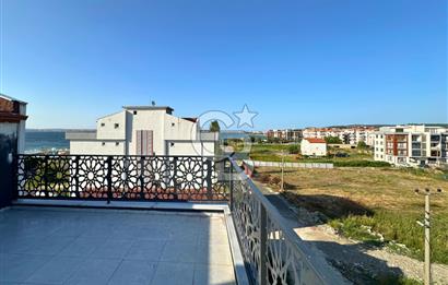 Çanakkale Lapseki'de Çift Balkon Geniş Teraslı 4+1 Dubleks Daire