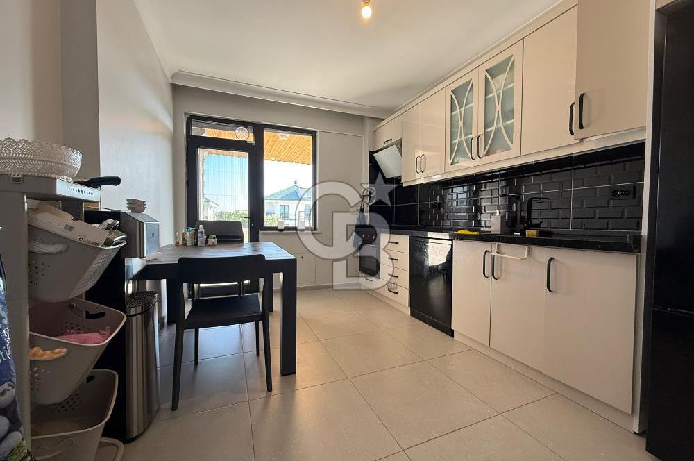 DENİZ MANZARALI, GENİŞ TERASLI İKİZ VİLLA 480M2 NET KULLANIM