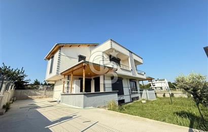 DENİZ MANZARALI, GENİŞ TERASLI İKİZ VİLLA 480M2 NET KULLANIM