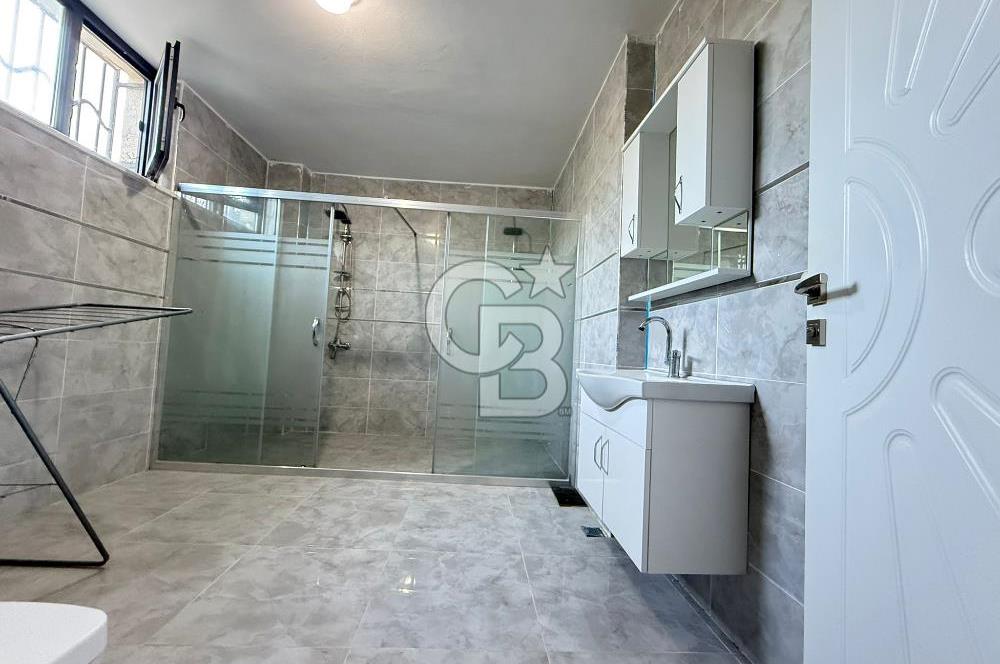 DENİZ MANZARALI, GENİŞ TERASLI İKİZ VİLLA 480M2 NET KULLANIM