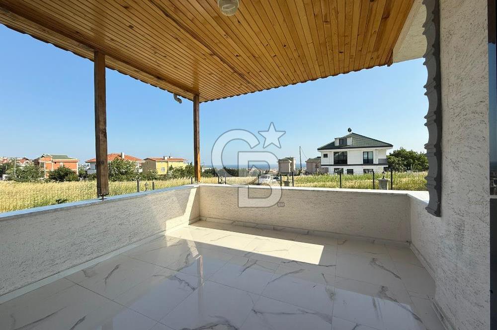 DENİZ MANZARALI, GENİŞ TERASLI İKİZ VİLLA 480M2 NET KULLANIM