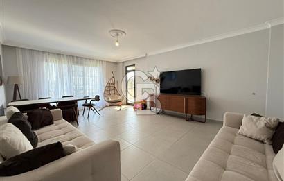 DENİZ MANZARALI, GENİŞ TERASLI İKİZ VİLLA 480M2 NET KULLANIM