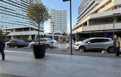 Nivo İstanbul, By Neba Sitesinde, Fırsat Konumlu, Kiralık Dükkan