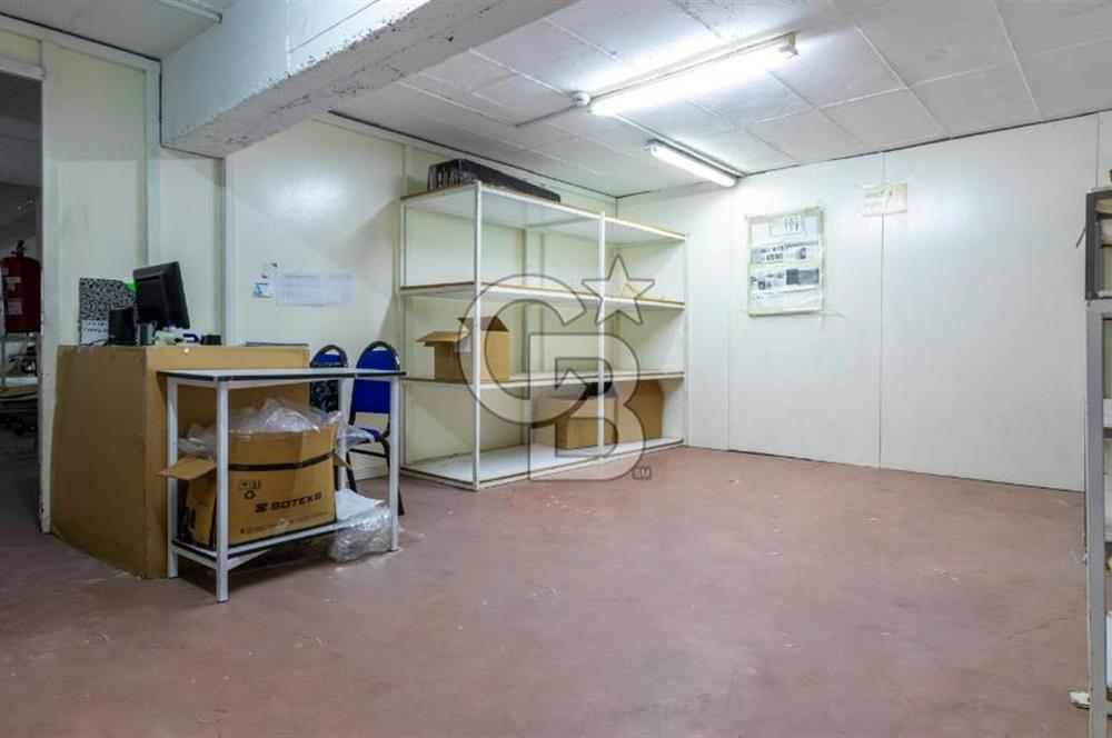 Gaziemir Sarnıçta 1470 m2 Arsa İçerisin de Satılık Fabrika